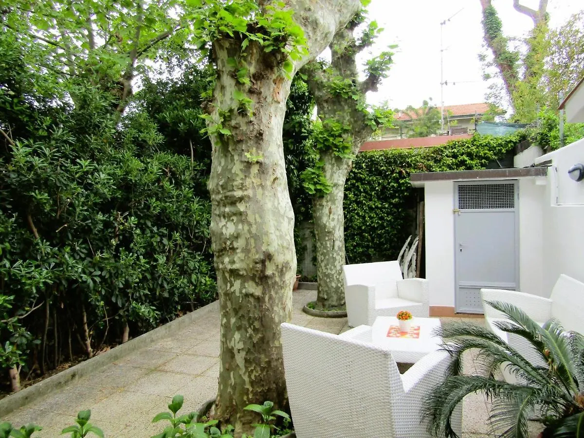 Apartment Villetta Alexa Viareggio
